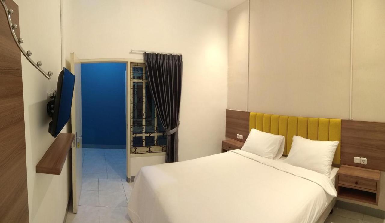 Kokonut Guesthouse 泗水 外观 照片