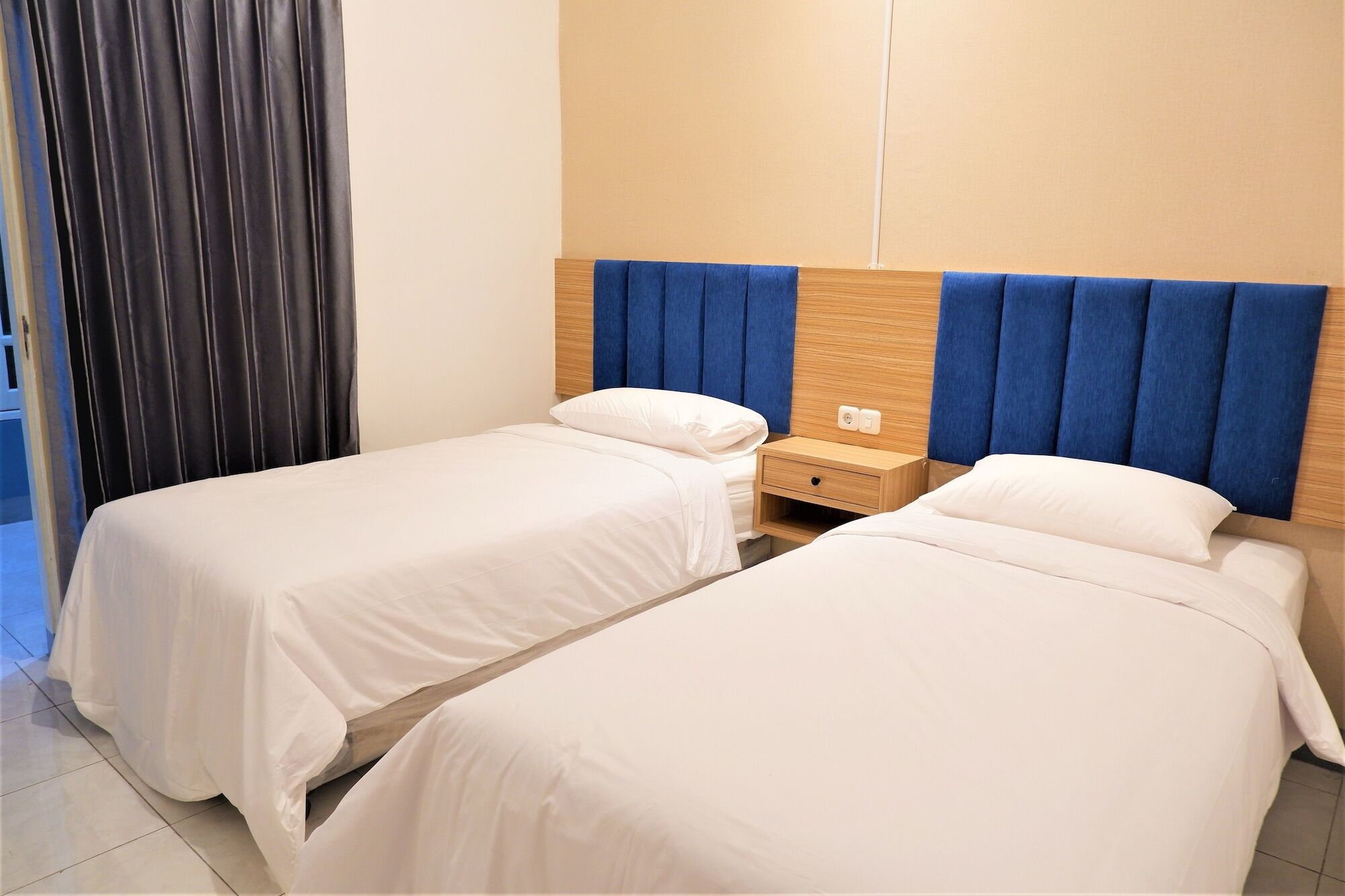 Kokonut Guesthouse 泗水 外观 照片